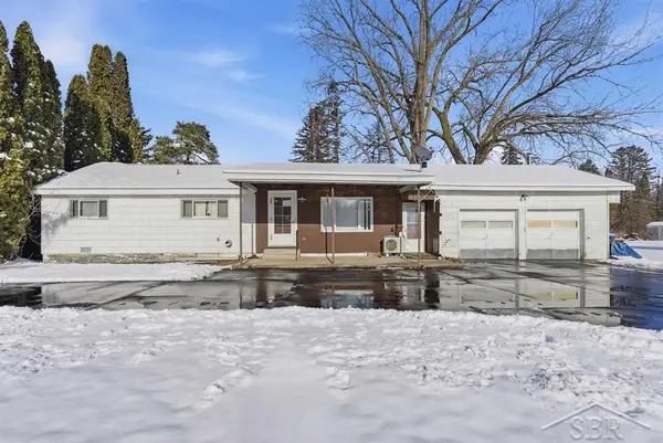 1951 S Homer, Midland, MI 48640