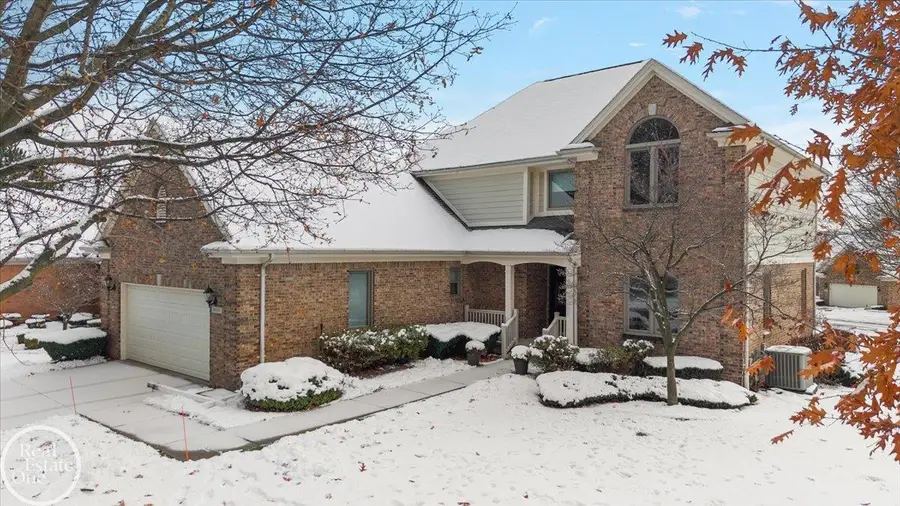 8600 Invitational #Unit 29, Washington Township, MI 48094 - Image #3