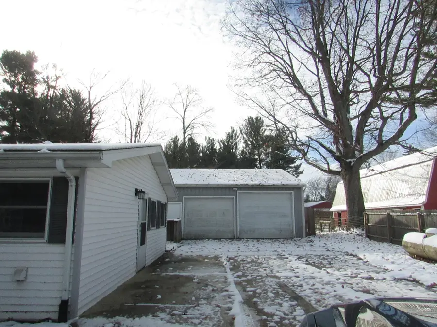 2905 W Burt, Montrose, MI 48457 - #3