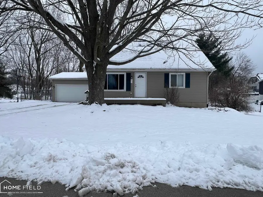 211 Shiawassee, Laingsburg, MI 48848 - Image #2