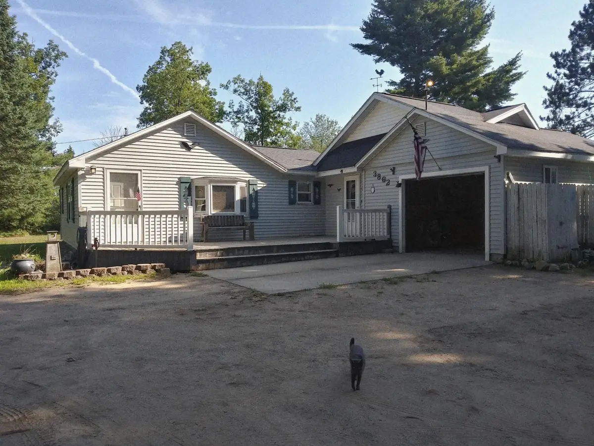 3862 Ash, Harrison, MI 48625 - Image #1