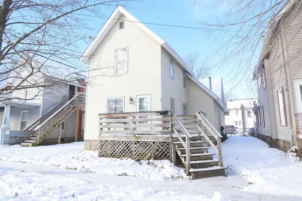 331 N Saginaw, Owosso, MI 48867