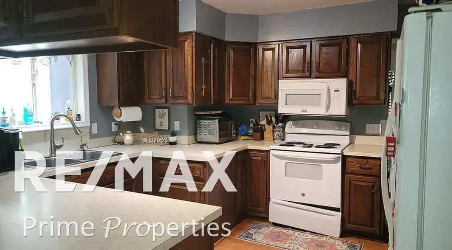 2135 S New Lothrop, Lennon, MI 48449 - #2