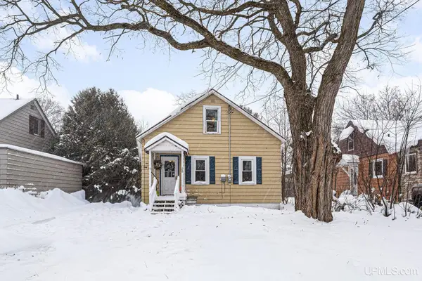 1733 Wilkinson, Marquette, MI 49855