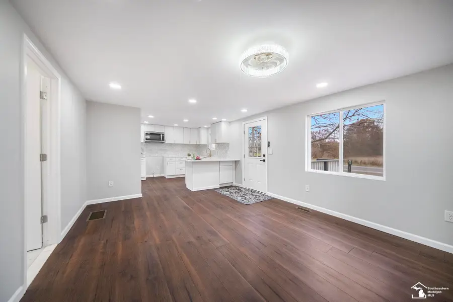 6465 N Adrian, Tecumseh, MI 49286 - Image #3