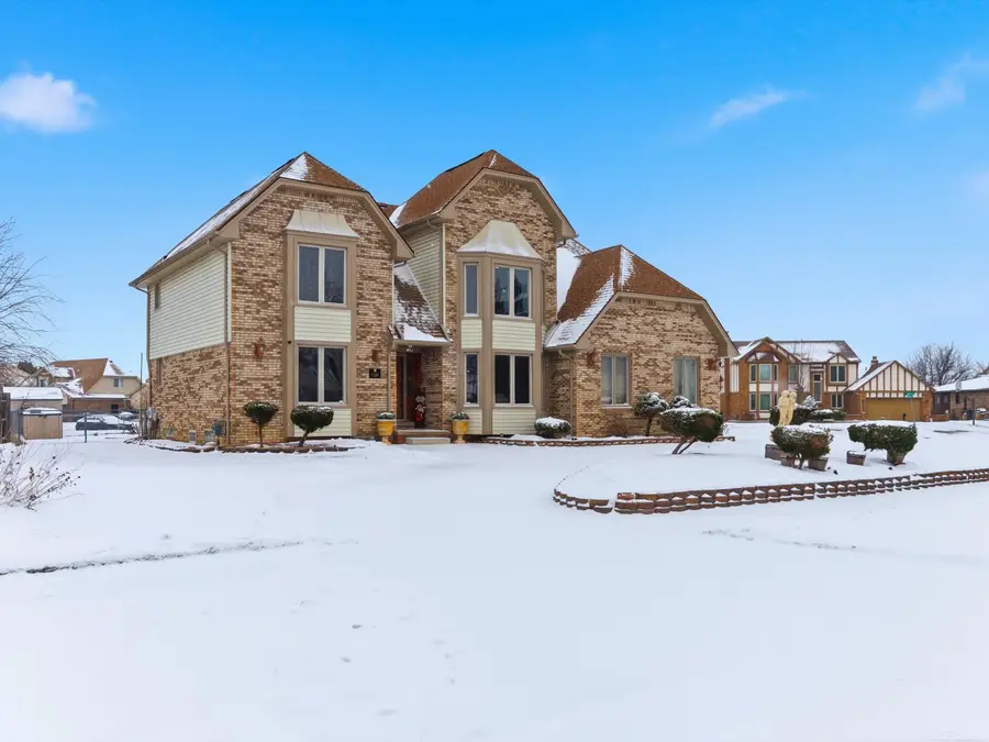 40393 Fordwich, Sterling Heights, MI 48310 - Image #3