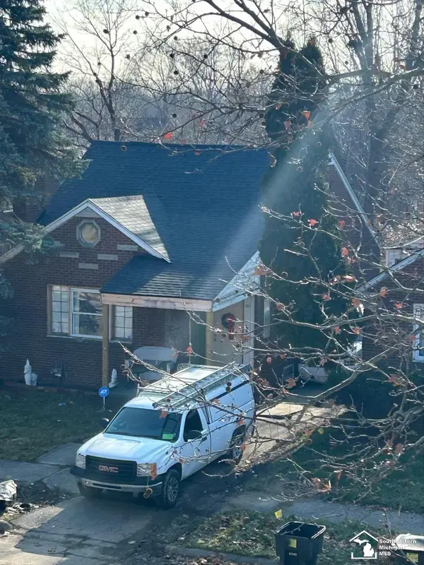 15016 Troester, Detroit, MI 48205