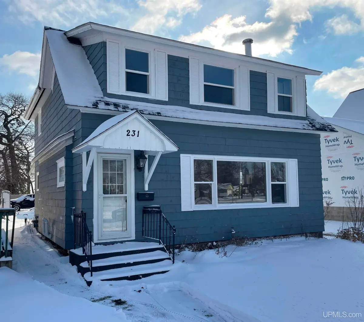 231 Ogden, Escanaba, MI 49829 - Image #1
