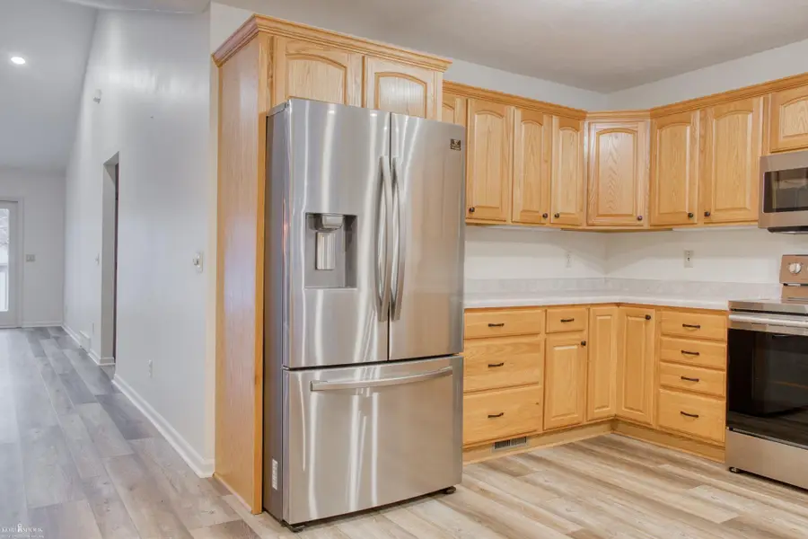 914 Chipman, Owosso, MI 48867 - Image #3