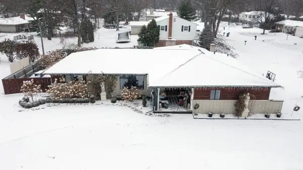 16165 Andover, Clinton Township, MI 48035