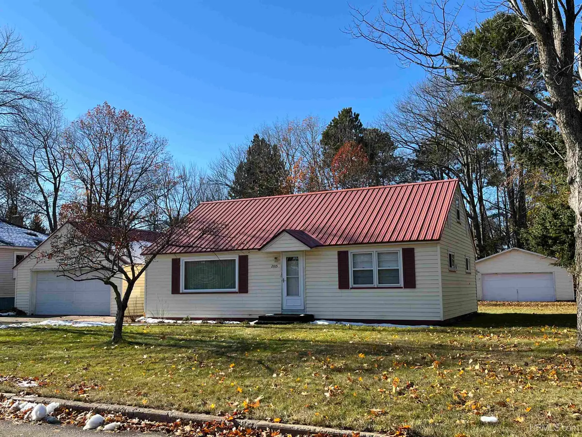 2015 Wetton, Marquette, MI 49855 - Image #1