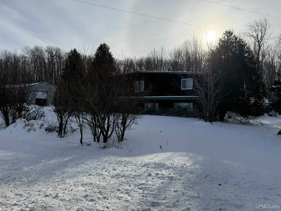 9885 W Highway 2, Saxon Town, WI 54559 - Image #2