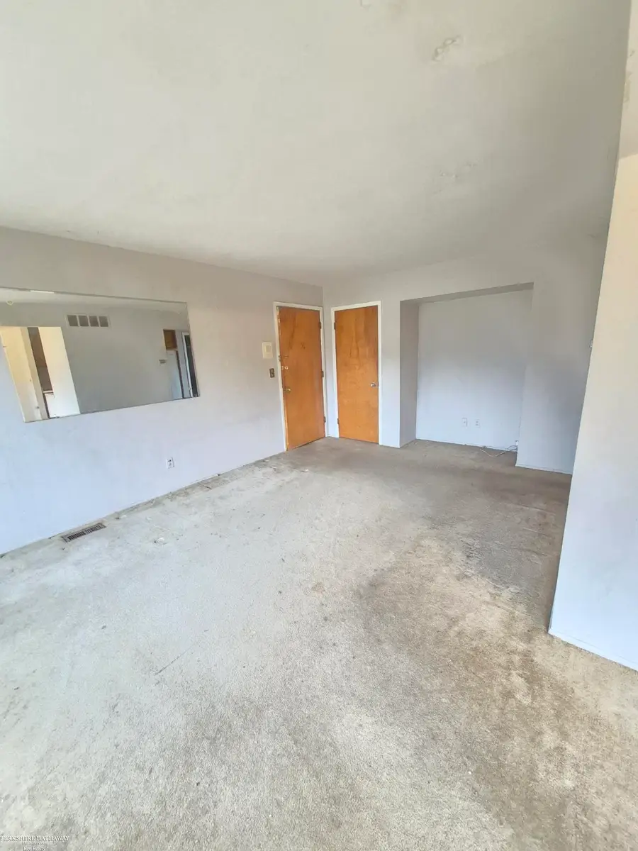 29368 Hoover, Warren, MI 48093 - Image #3