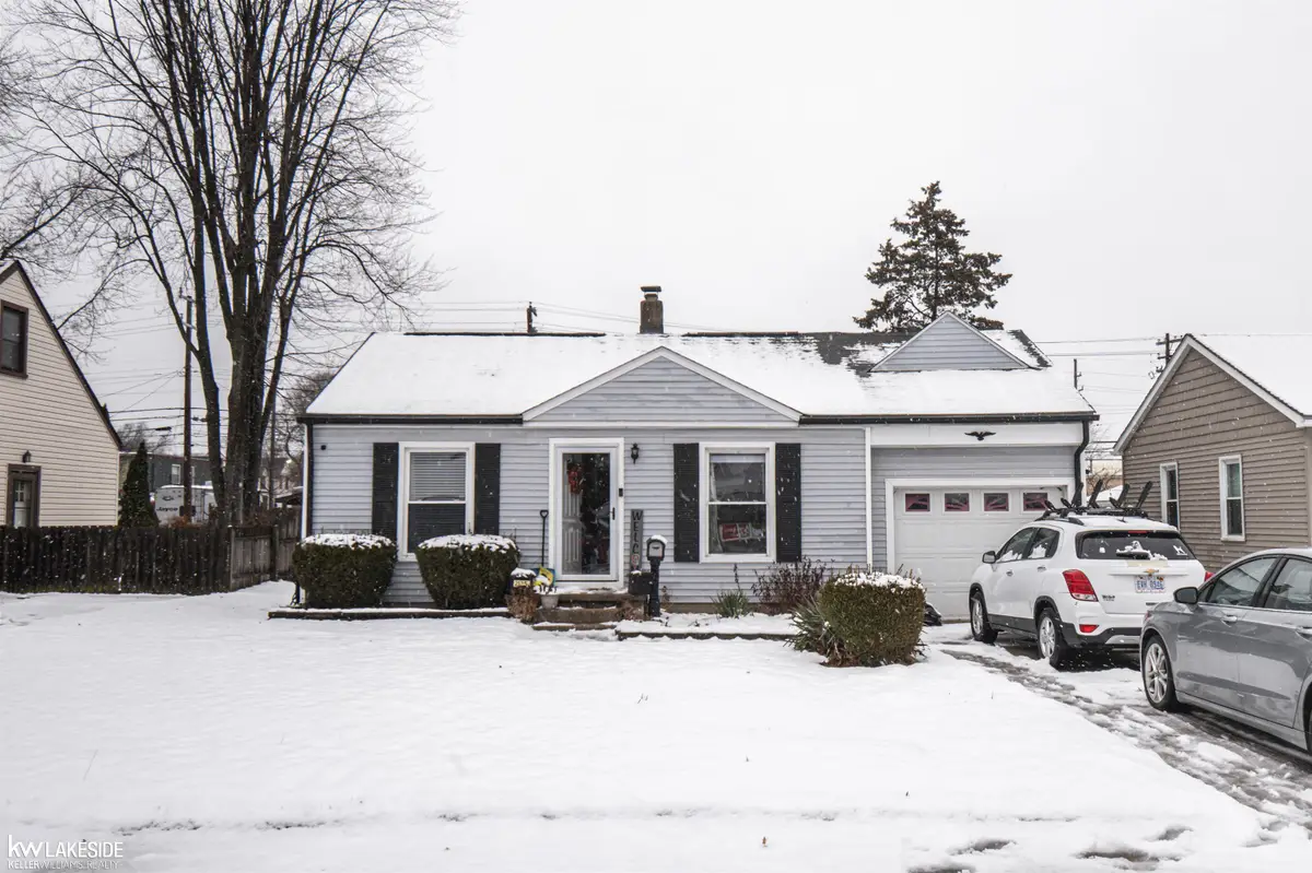 21351 Hillcrest, Clinton Township, MI 48036 - #1