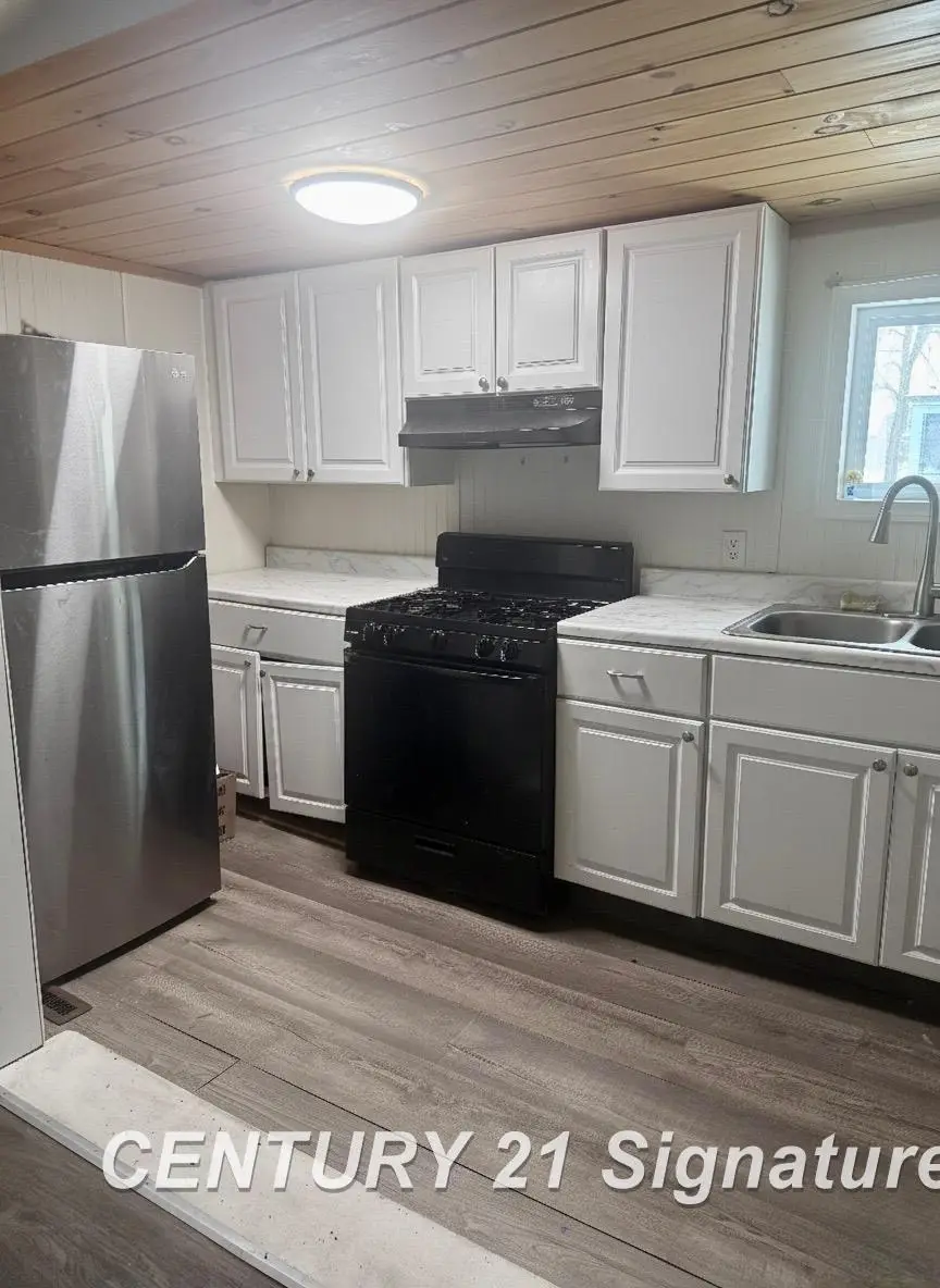 248 Adams, Bay City, MI 48708 - Image #3