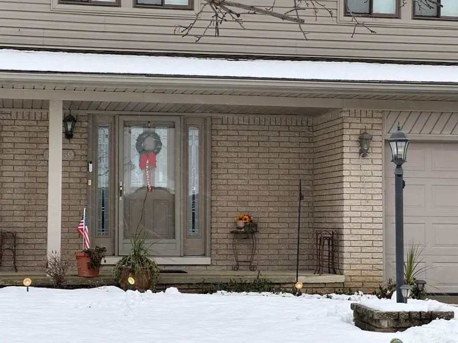 19559 Lloyd St, Clinton Township, MI 48038 - Image #2