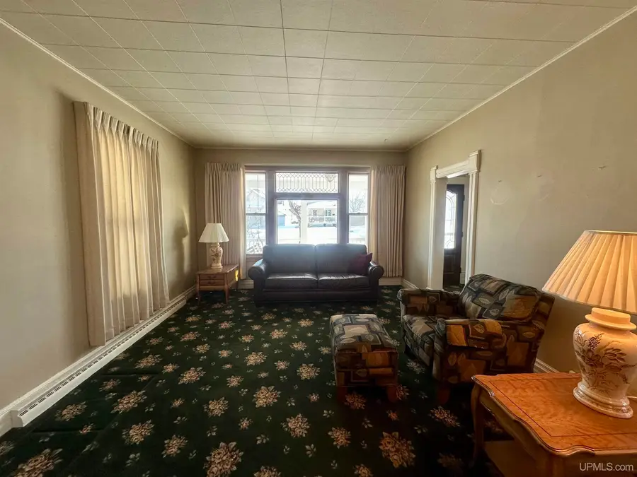404 S 15th, Escanaba, MI 49829 - Image #3