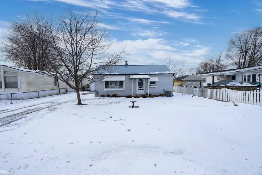 7334 Bealane, Clay Township, MI 48001 - Image #3
