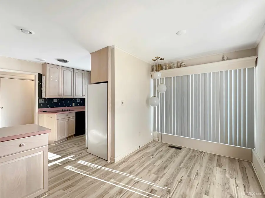 1510 S 13th, Escanaba, MI 49829 - Image #3