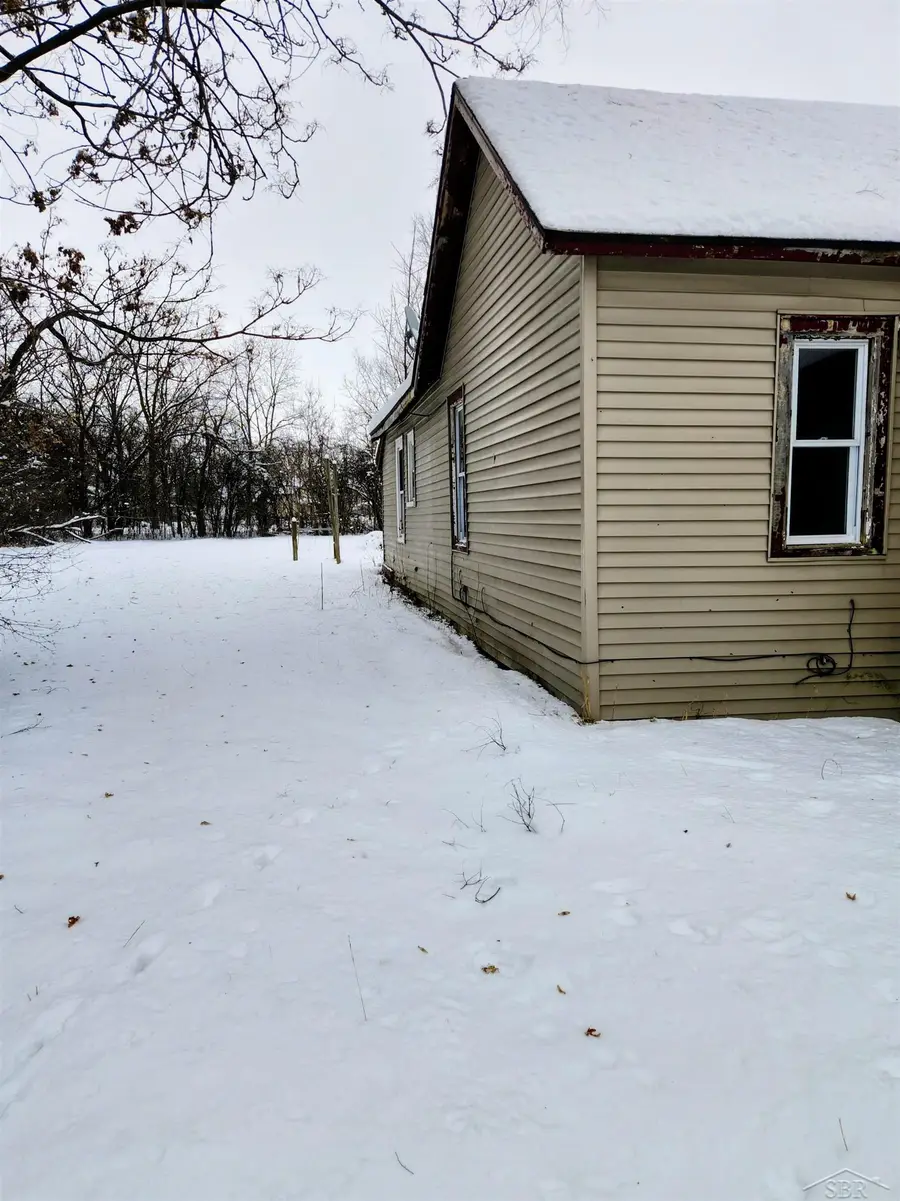 1524 Fenton, Saginaw, MI 48601 - Image #2