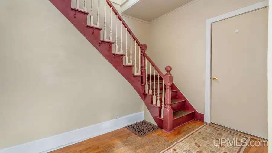 802 Vulcan, Iron Mountain, MI 49801 - Image #2