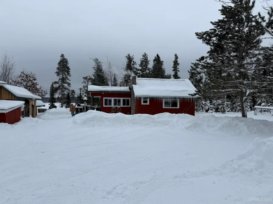 328 Clark Creek, Ishpeming, MI 49849 - Image #2