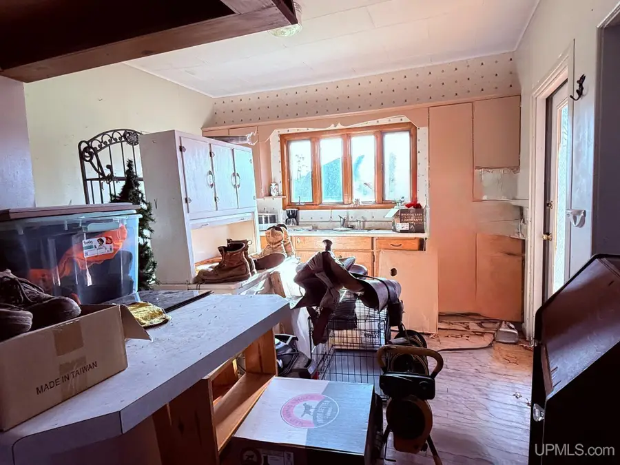 102 Bates, Crystal Falls, MI 49920 - Image #3