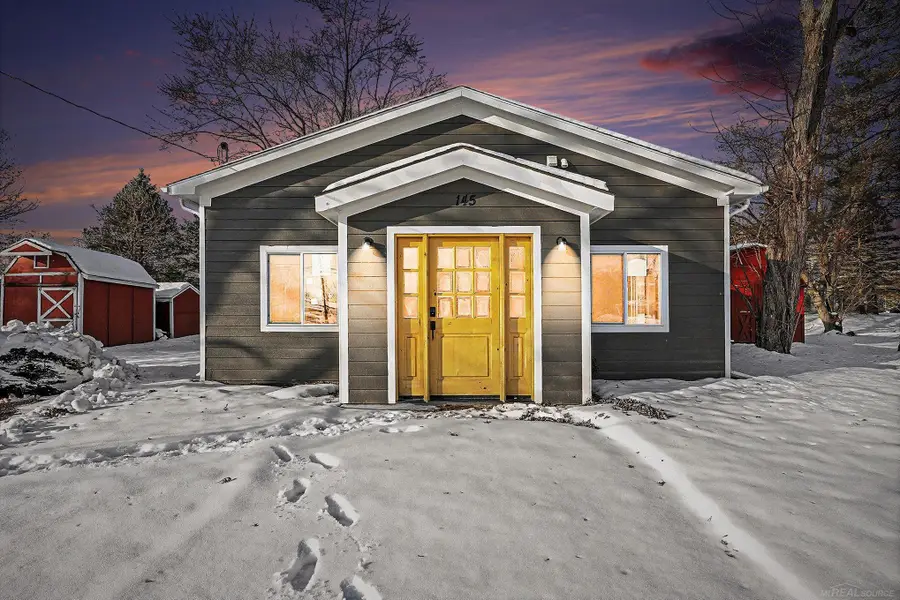 145 N Elms, Flushing, MI 48433 - #2