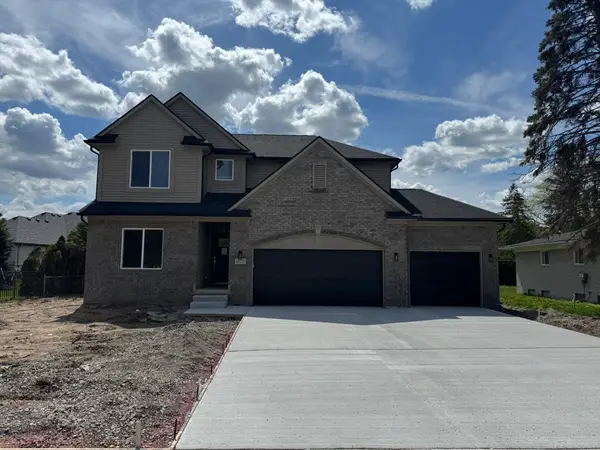 37183 Curwood, Sterling Heights, MI 48310