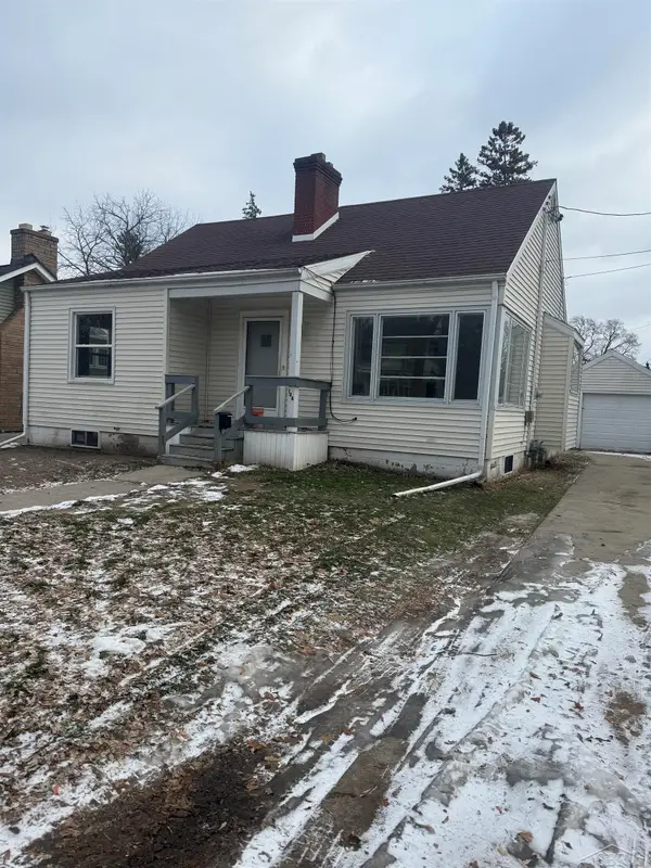 144 Lockwood, Saginaw, MI 48602