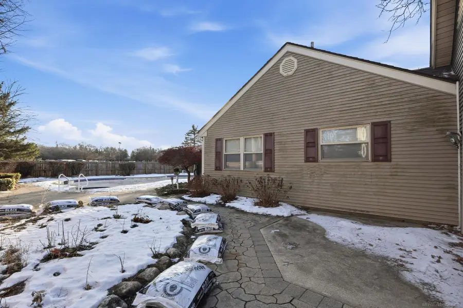2957 Armstrong, Lake Orion, MI 48360 - Image #3