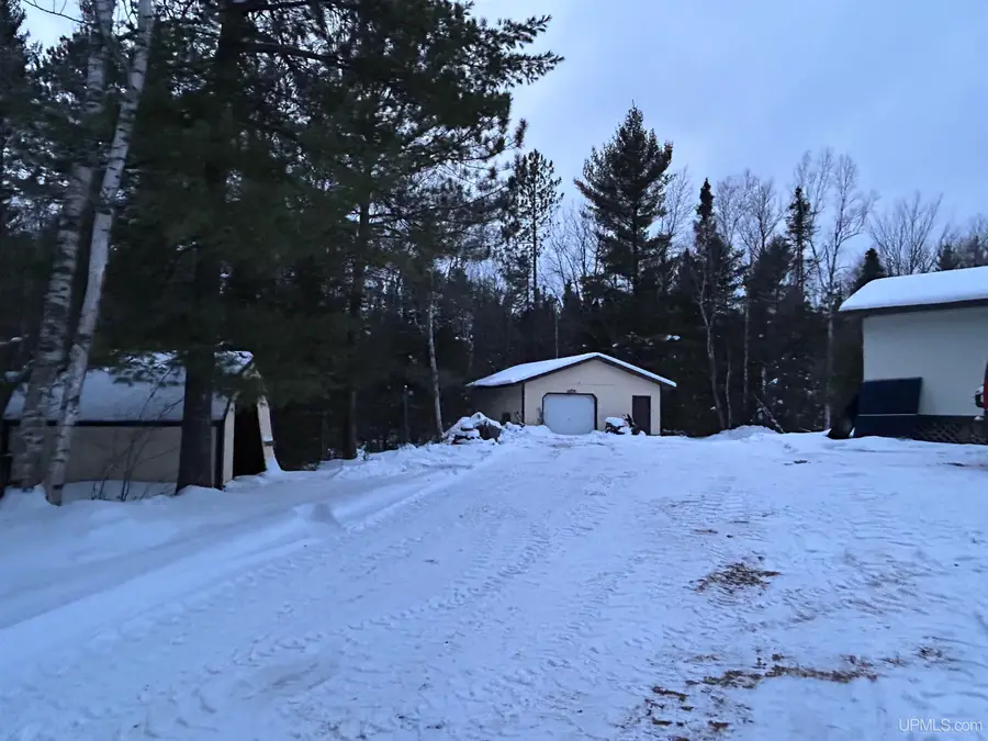 1250 N River, Gwinn, MI 49841 - Image #2