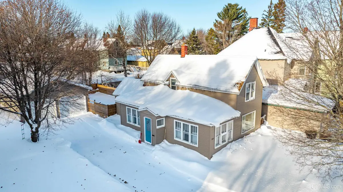 237 Kearsarge, Laurium, MI 49913 - Image #1