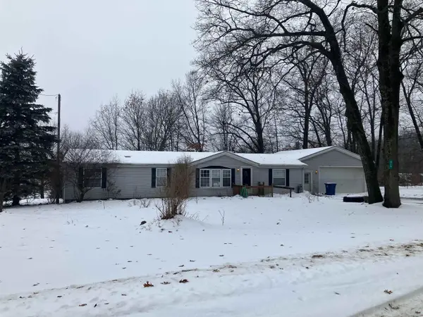 315 Nicholas, Houghton Lake, MI 48629