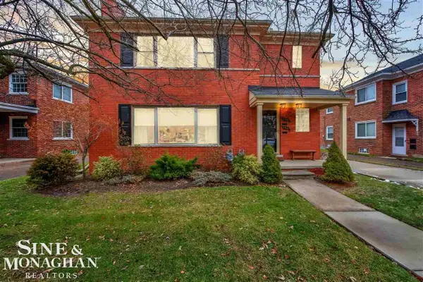 748 Harcourt, Grosse Pointe Park, MI 48230