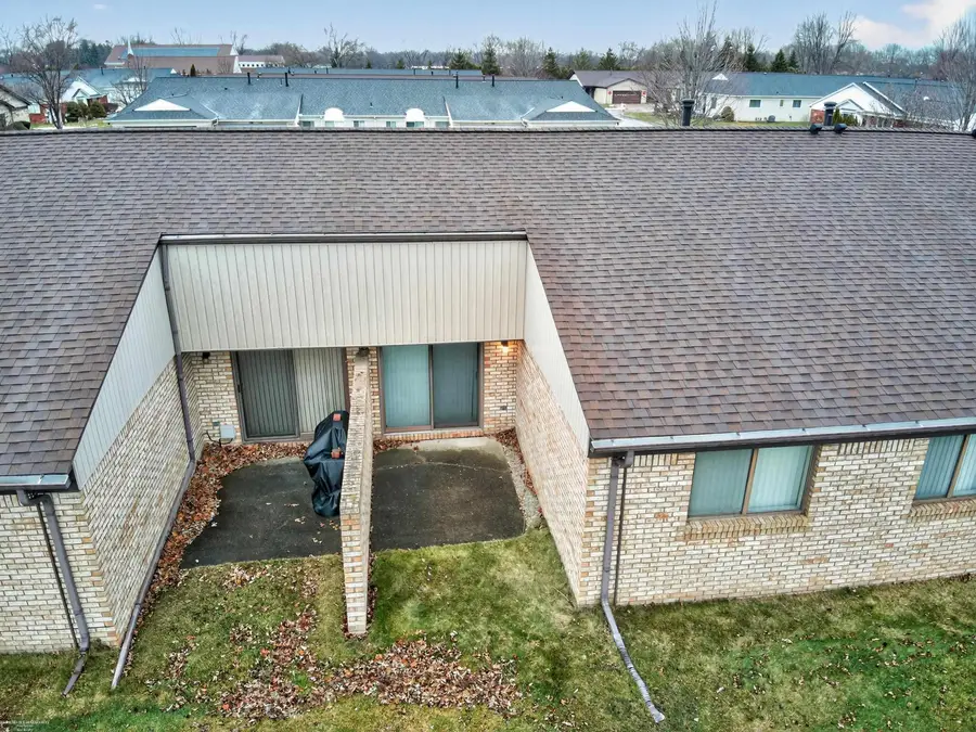 11728 Amber Le #39, Warren, MI 48093 - Image #3