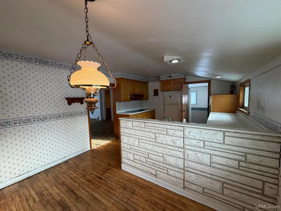 286 Hemlock, Republic, MI 49879 - Image #2