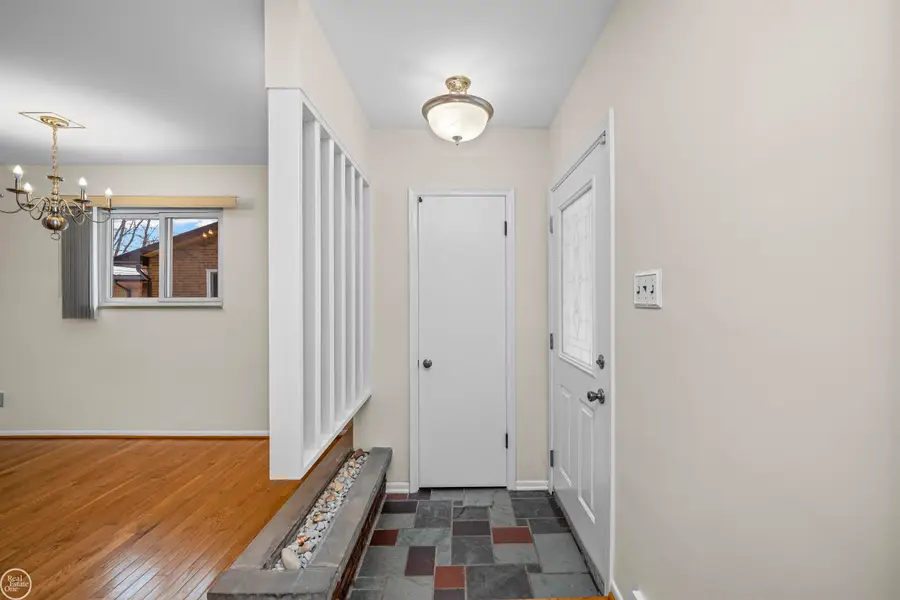 22506 Norcrest, Saint Clair Shores, MI 48080 - Image #3