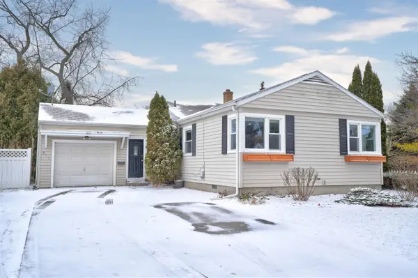 310 Burns, Essexville, MI 48732