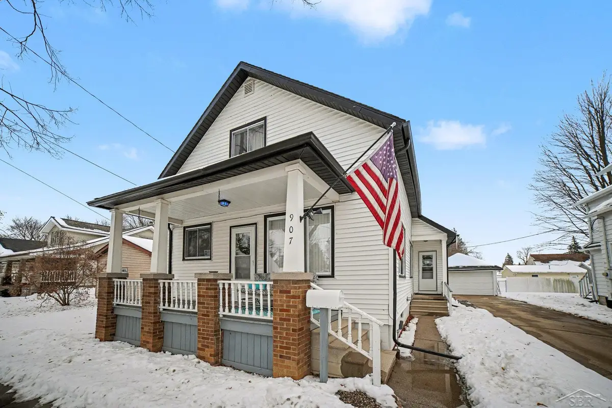 907 Michigan, Bay City, MI 48708 - #1