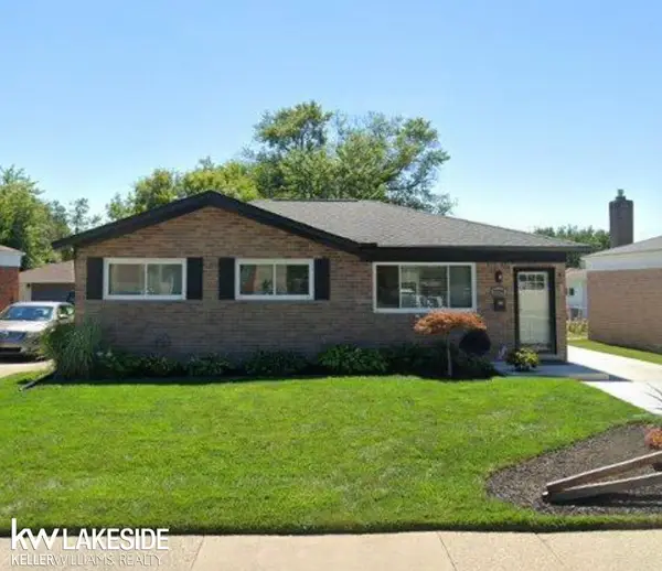 22204 Hoffman, Saint Clair Shores, MI 48082