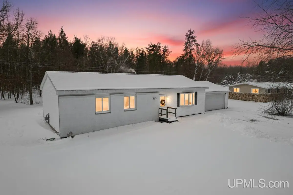 6117 Westridge 21.25, Gladstone, MI 49837 - Image #1