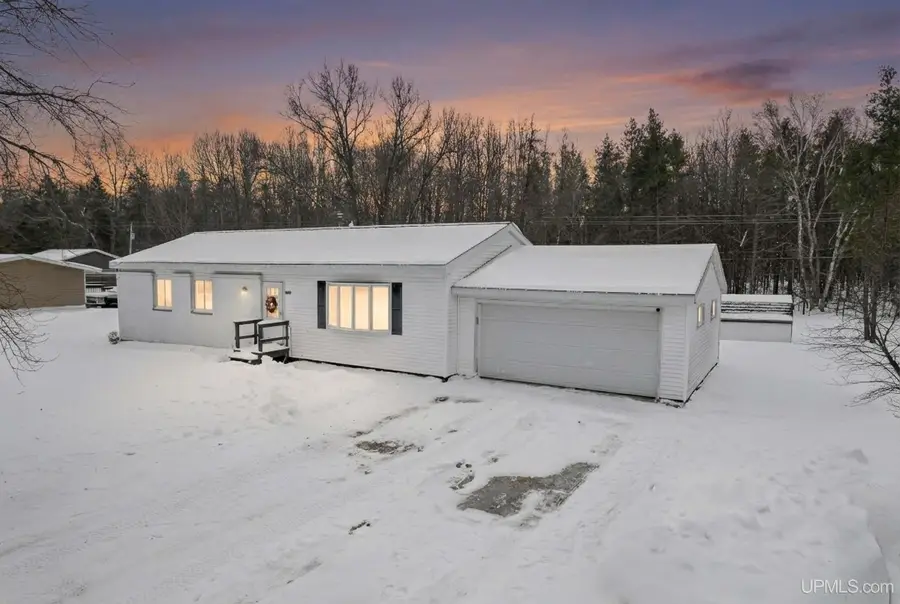 6117 Westridge 21.25, Gladstone, MI 49837 - Image #2