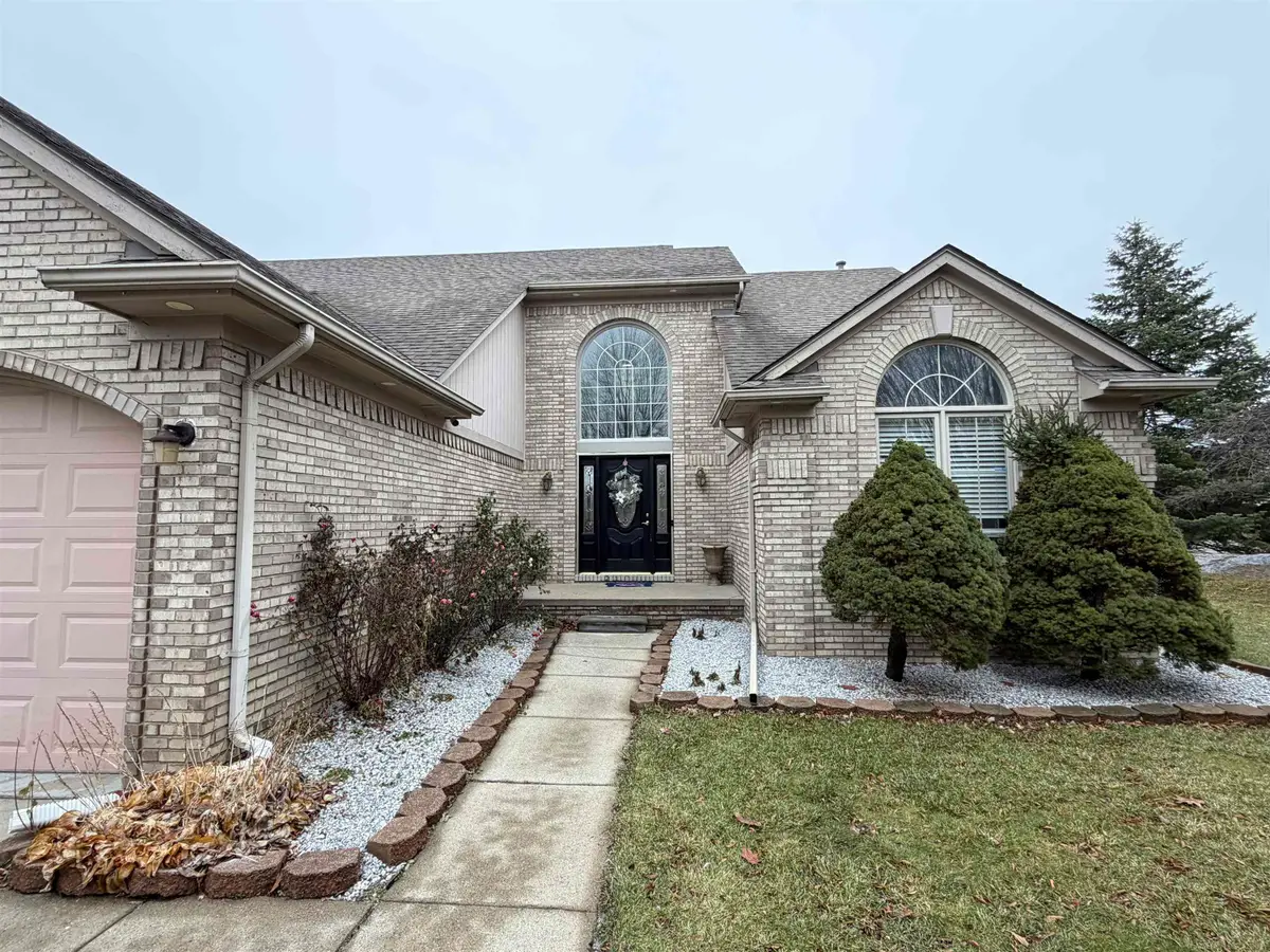 47040 W Wayford Drive, Shelby Township, MI 48315 - Image #1