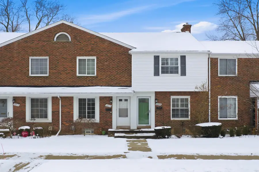 23208 Edsel Ford, Saint Clair Shores, MI 48080 - Image #2