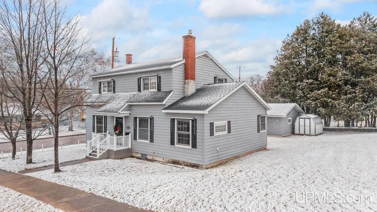 632 Wilson, Kingsford, MI 49802 - Image #1