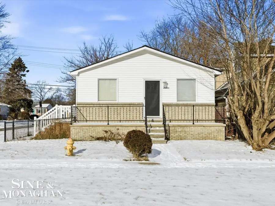 20411 E 14 Mile, Clinton Township, MI 48035 - Image #2