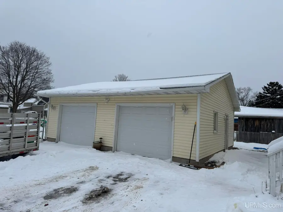 509 S Tamarack, Iron Mountain, MI 49801 - Image #2