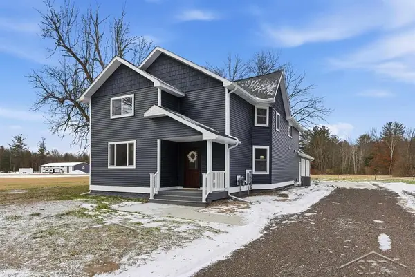 2797 N West River, Sanford, MI 48657