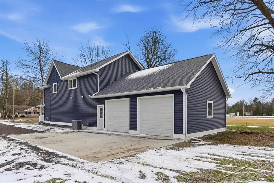 2797 N West River, Sanford, MI 48657 - Image #3